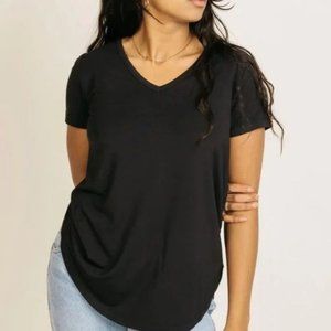 JACKSON?ROWE  NWT Black Girlfriend T-shirt